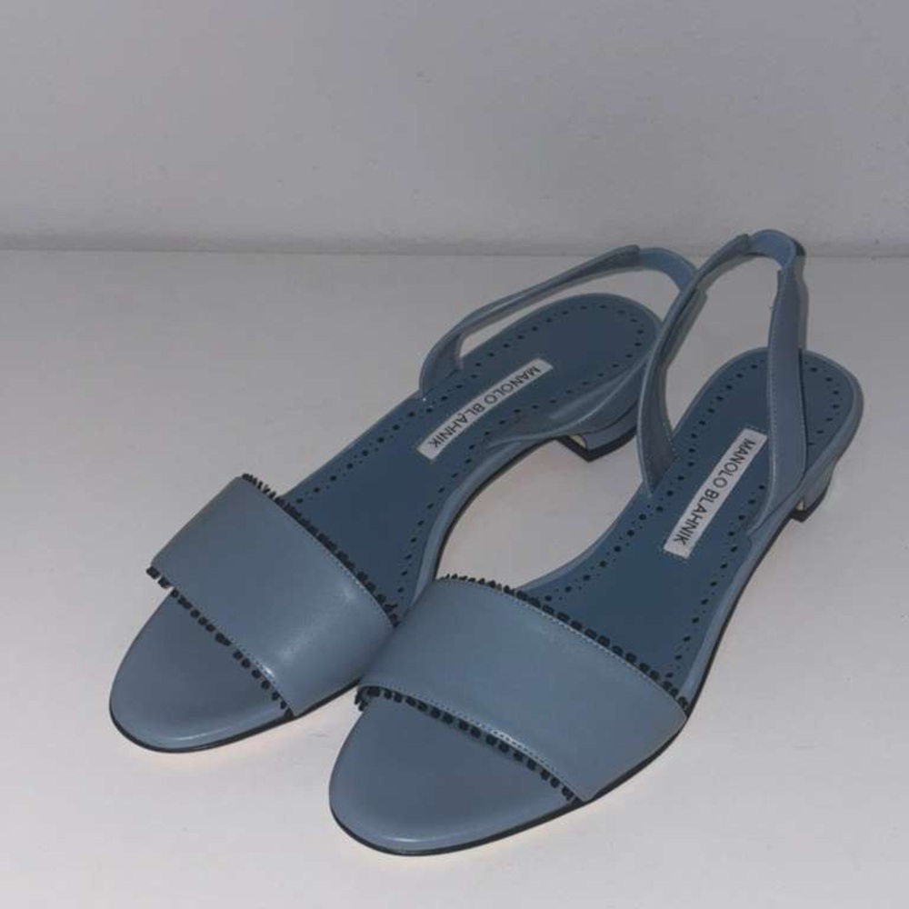 Manolo Blahnik Powder Blue Leather Slingback Sandal - Picture 4 of 7
